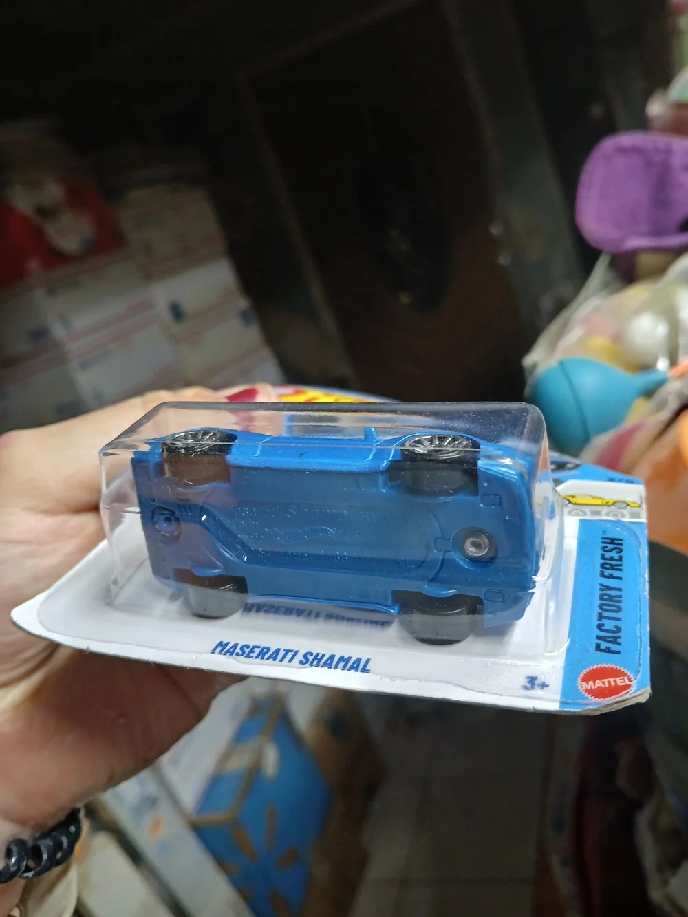 Hot Wheels shiny metallic